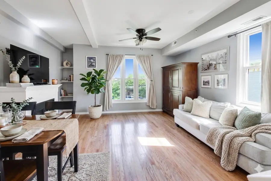 617 South Boulevard #E, Oak Park, IL 60302 - #3