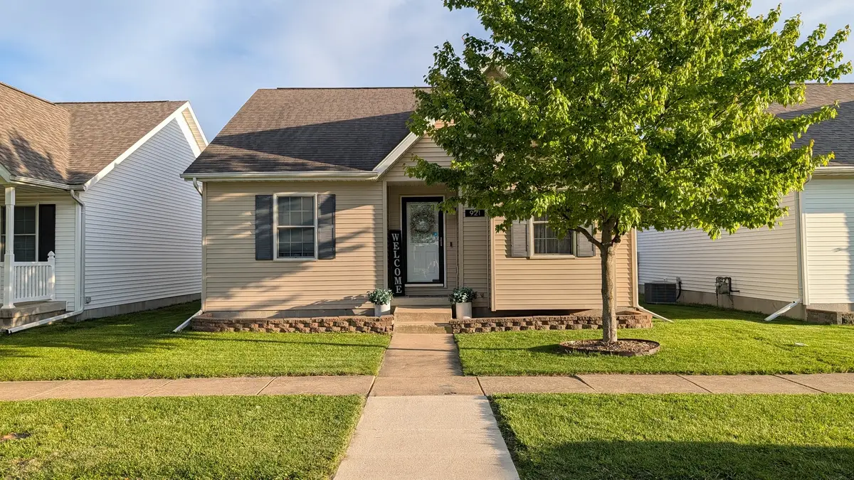 921 Chippewa Street, Normal, IL 61761 - #1