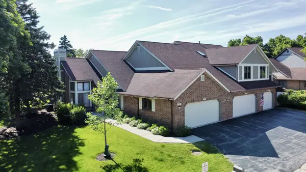 13339 S Oak Hills Parkway #13339, Palos Heights, IL 60463