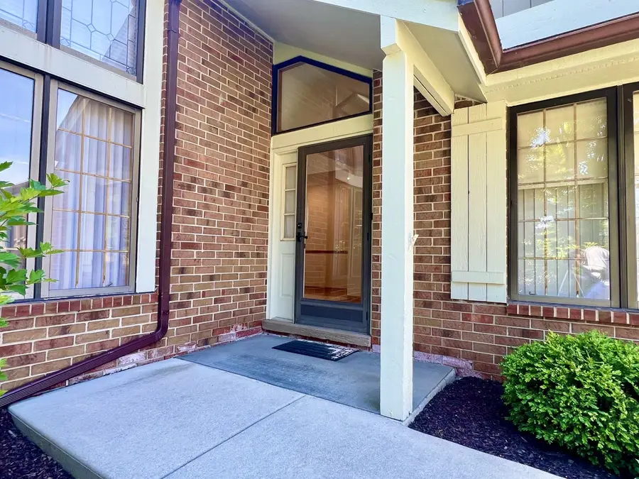 13339 S Oak Hills Parkway #13339, Palos Heights, IL 60463 - #3