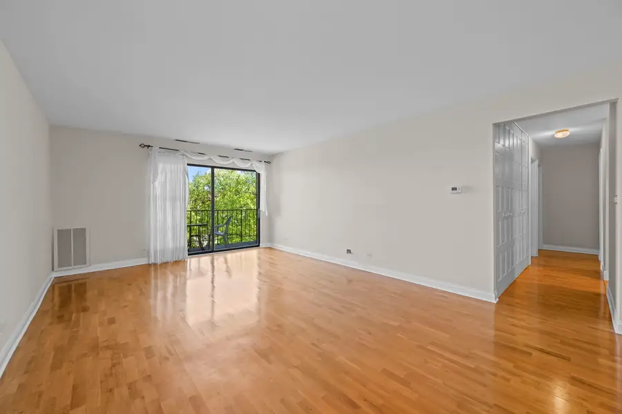 2100 Valencia Drive #308B, Northbrook, IL 60062 - #3
