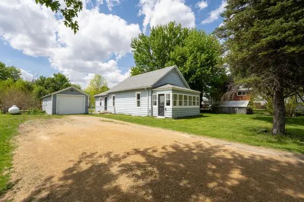 106 N School Street, Chana, IL 61015
