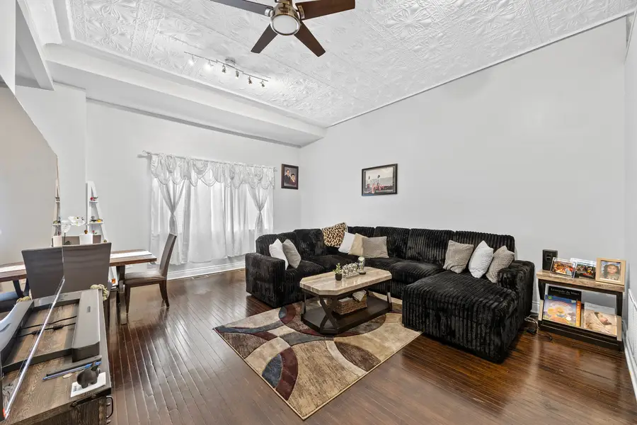 4602 S Albany Avenue, Chicago, IL 60632 - #3