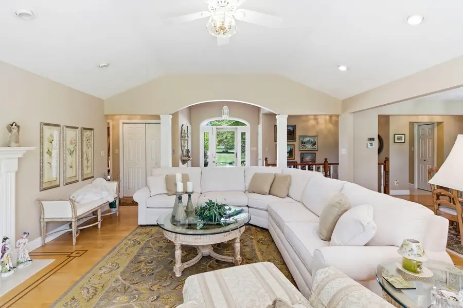 9916 Karnes Road, West Frankfort, IL 62896 - #3
