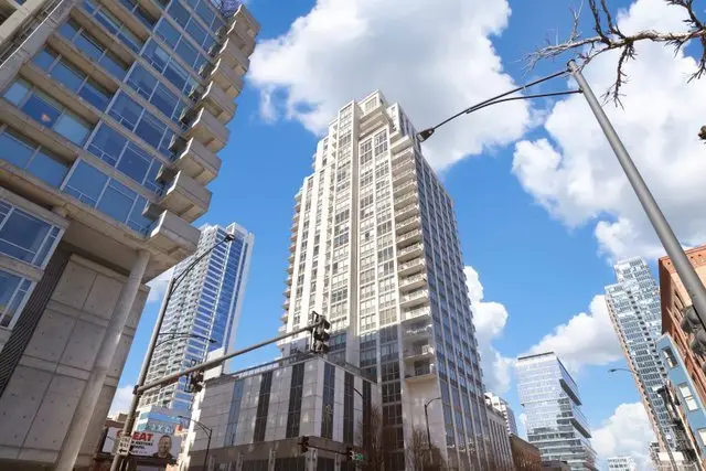 200 W Grand Avenue #806, Chicago, IL 60654 - #1
