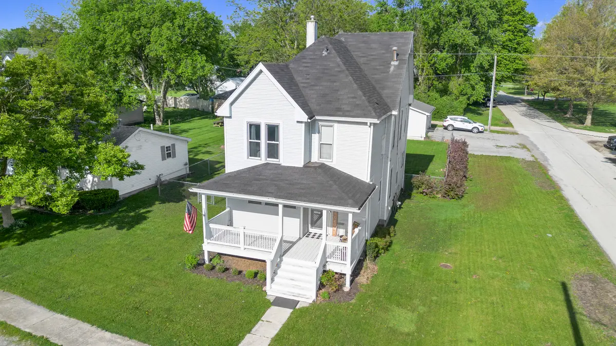 211 N Maple Street, Grant Park, IL 60940 - #1