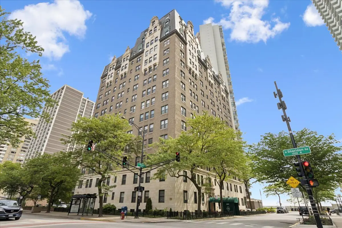 6101 N Sheridan Road #14D, Chicago, IL 60660 - #1