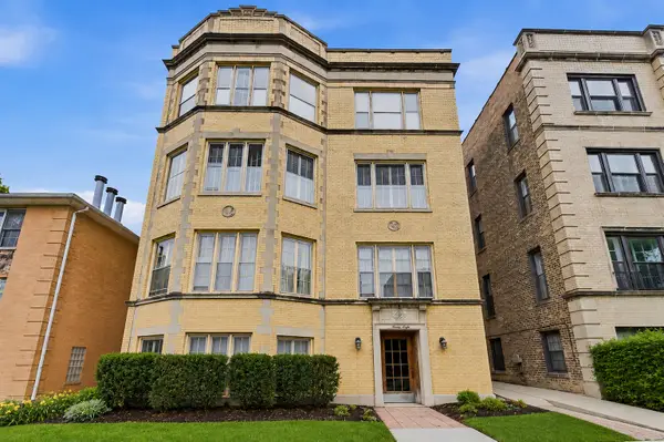 2060 W Farwell Avenue #2, Chicago, IL 60645