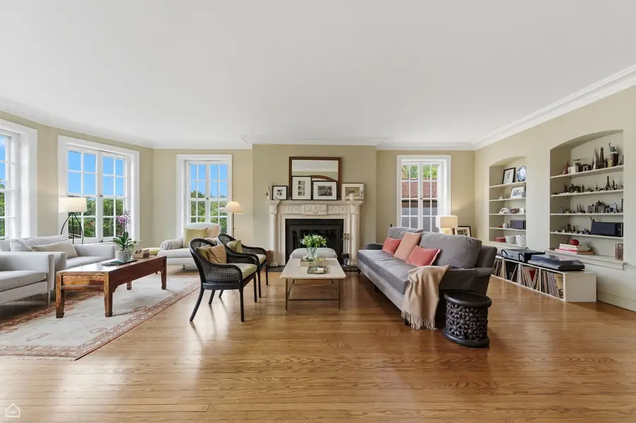 2060 W Farwell Avenue #2, Chicago, IL 60645 - #3