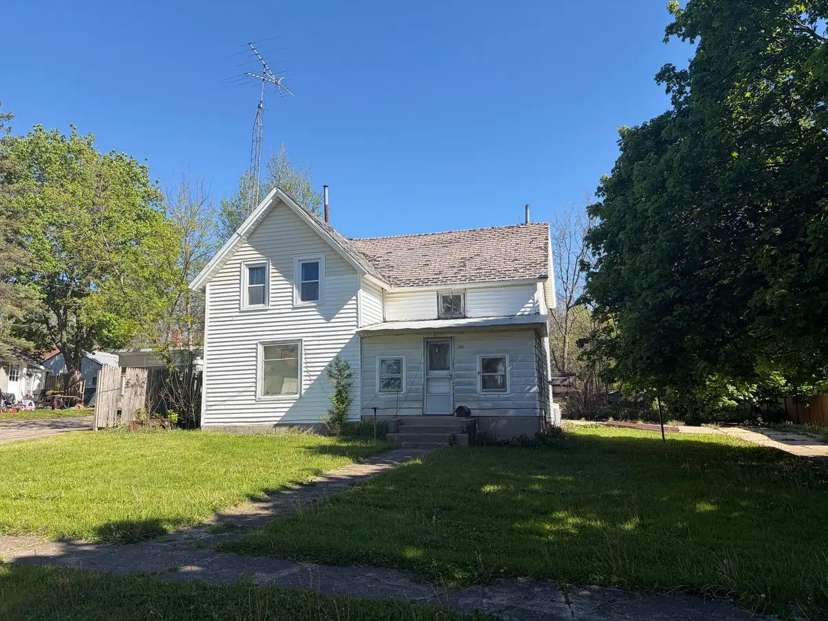 706 Dewey Street, Harvard, IL 60033 - #1
