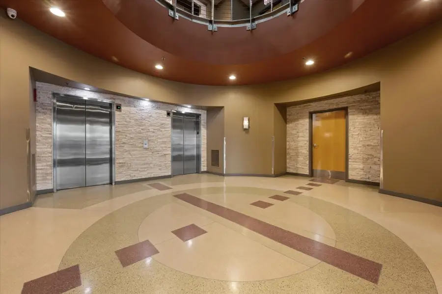 4350 N Broadway Street #307, Chicago, IL 60613 - #2