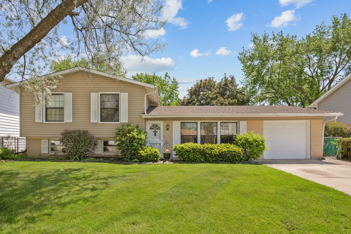 974 Yorkshire Drive, Hanover Park, IL 60133 - #1