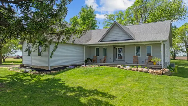 1765 Brooklyn Road, Ashton, IL 61006