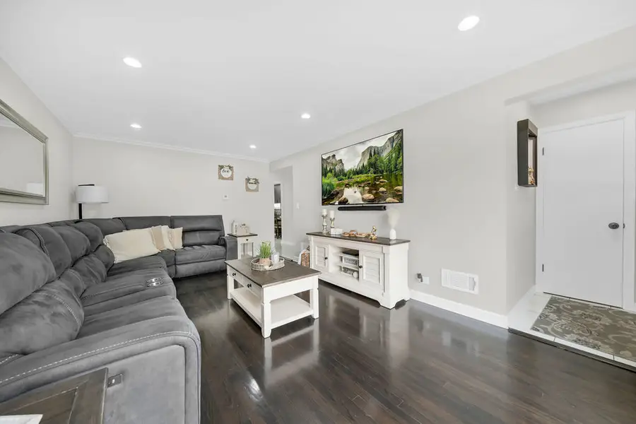 6449 S Kenneth Avenue, Chicago, IL 60629 - #2