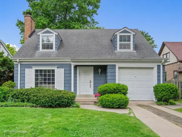 218 S Edgewood Avenue, La Grange, IL 60525