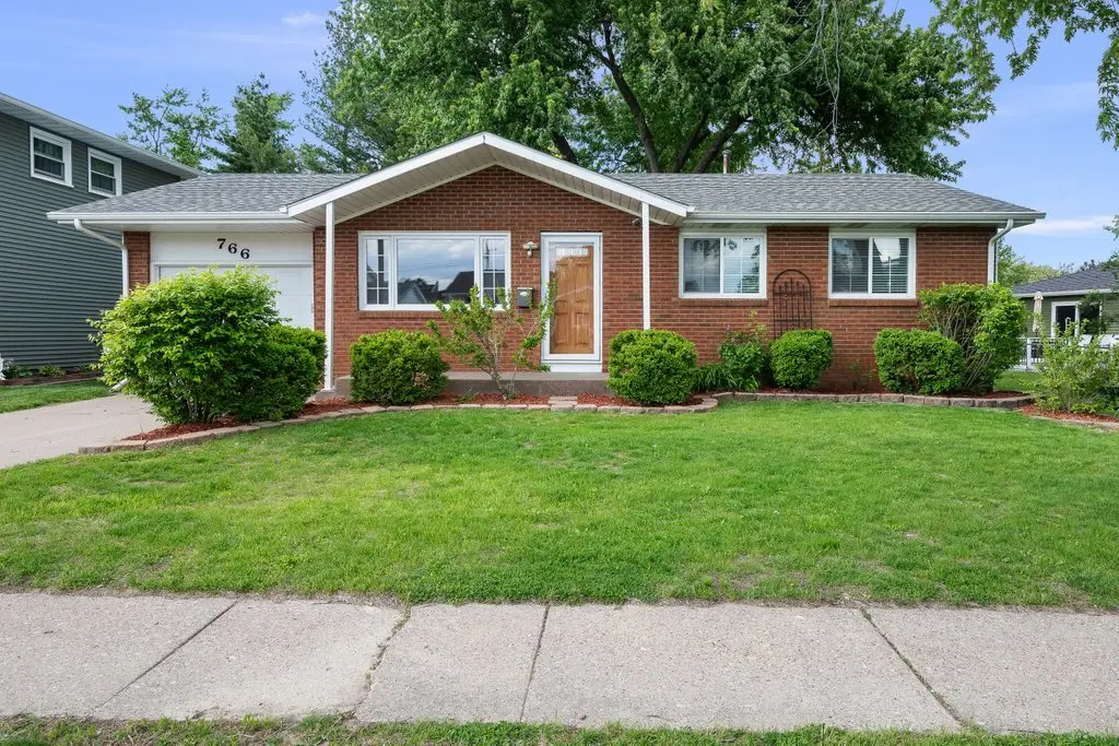 766 W 43rd Street, Davenport, IA 52806 - #1