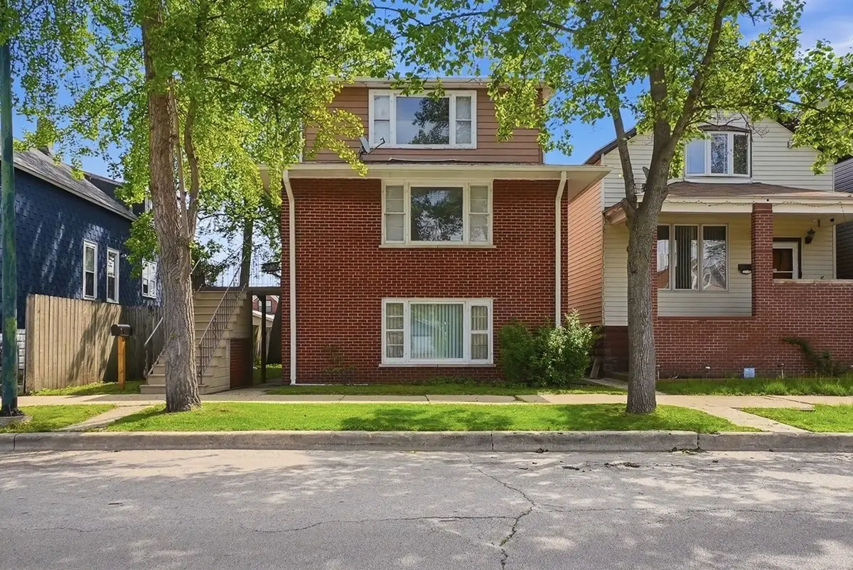 10633 S Avenue M, Chicago, IL 60617 - #1