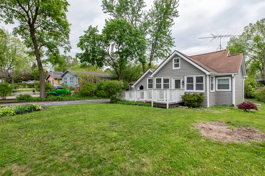532 N Prospect Drive, Round Lake Park, IL 60073 - #3