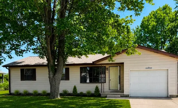 502 Prairie View Drive, Salem, IL 62881
