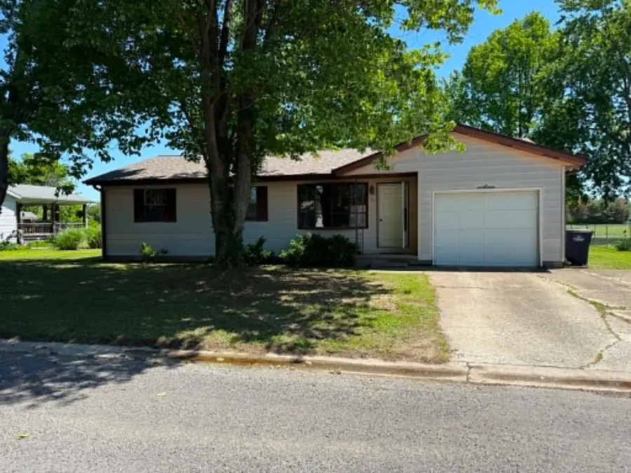 502 Prairie View Drive, Salem, IL 62881 - #2