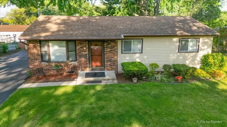 172 N Ashbury Avenue, Bolingbrook, IL 60440 - #3