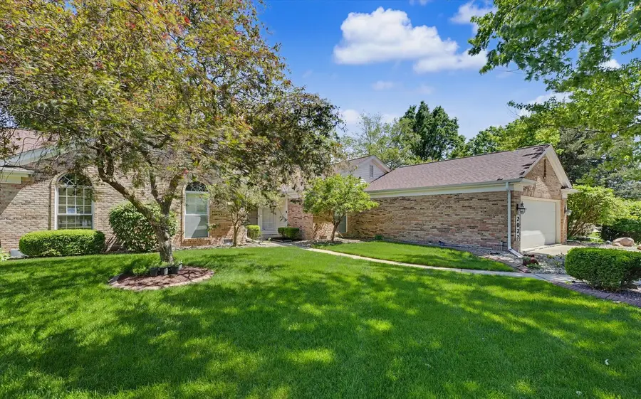 2032 Bentbrook Drive #2032, Champaign, IL 61822 - #2
