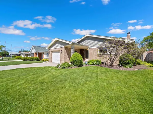 921 N Western Avenue, Park Ridge, IL 60068