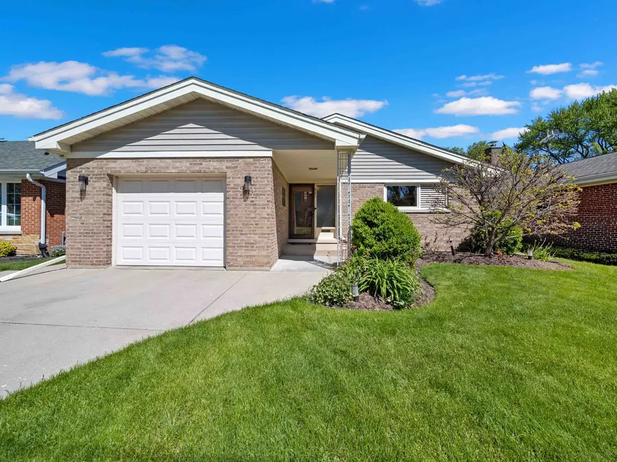 921 N Western Avenue, Park Ridge, IL 60068 - #3