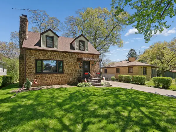 735 Kirkwood Avenue, Winthrop Harbor, IL 60096
