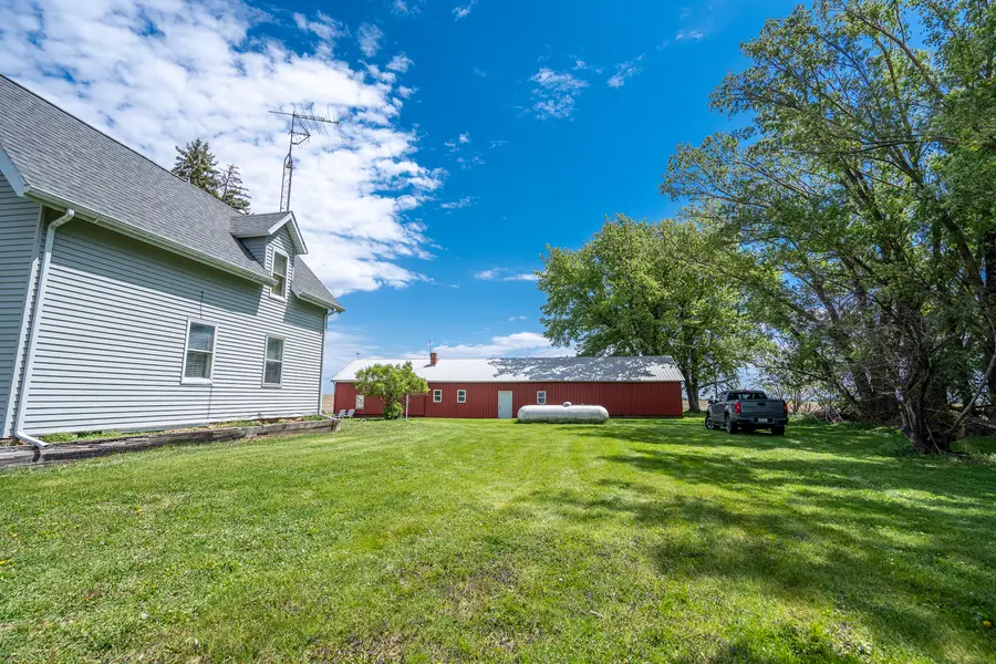 1274 Whitney Road, Amboy, IL 61310 - #3
