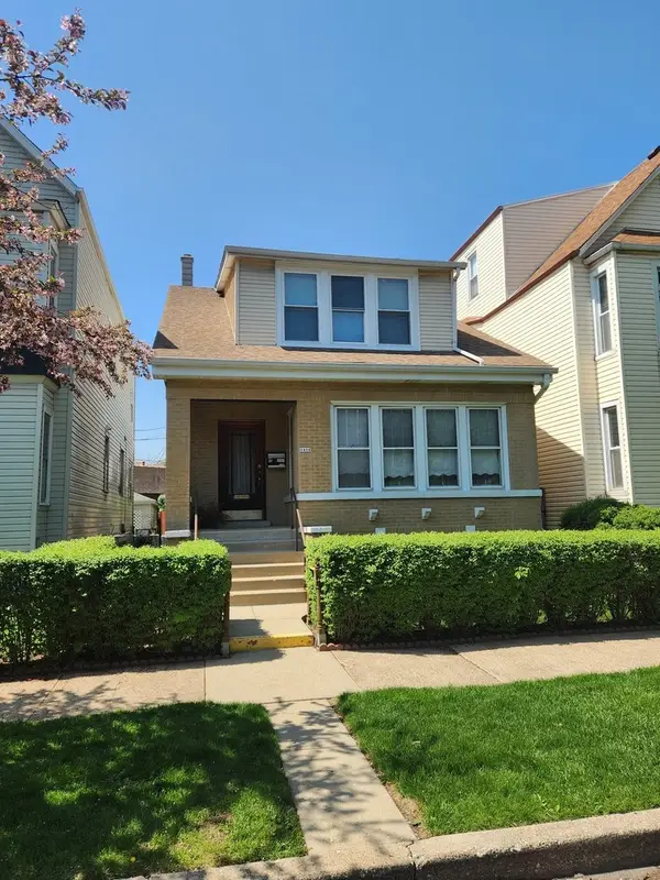 3456 N Whipple Street, Chicago, IL 60618