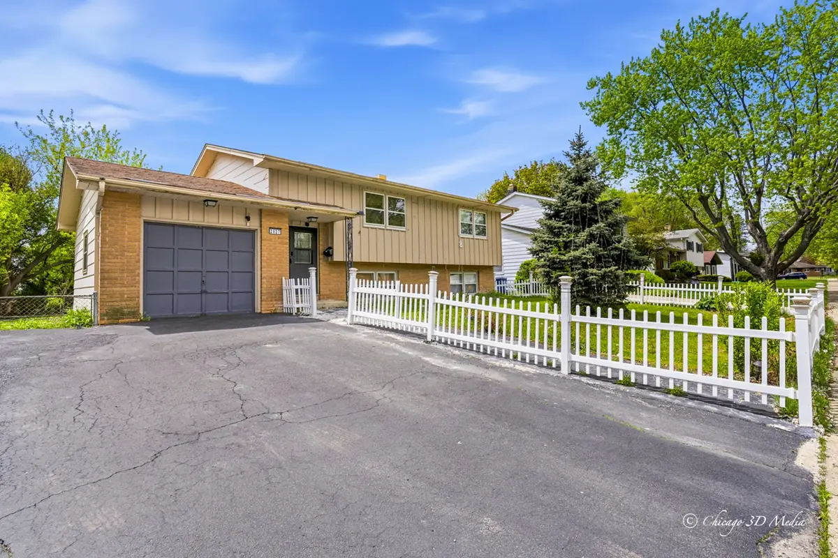 2627 Dana Avenue, Waukegan, IL 60087 - #1