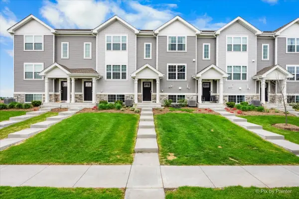 1107 Briar Glen Court, Hampshire, IL 60140