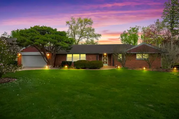 412 W Camp Mcdonald Road, Prospect Heights, IL 60070
