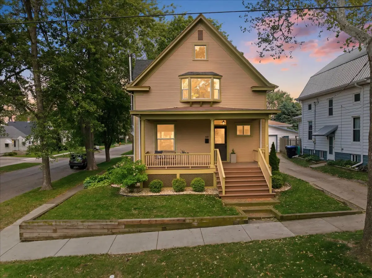 1511 N Lee Street, Bloomington, IL 61701 - #1