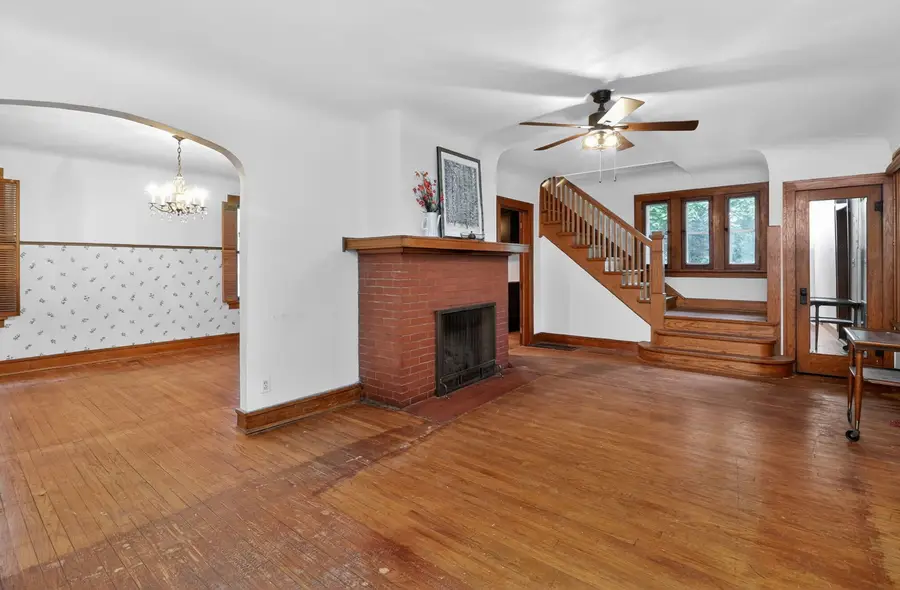 330 N Main Street, Glen Ellyn, IL 60137 - #3