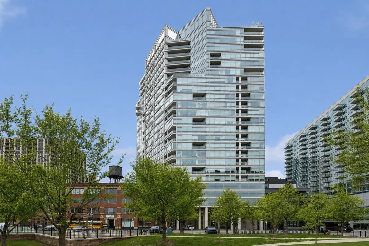 510 W Erie Street #1801, Chicago, IL 60654 - #1