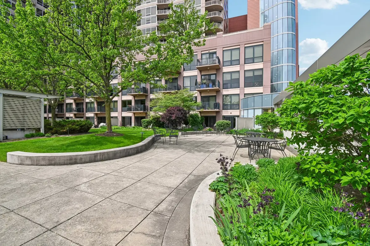 807 Davis Street #314, Evanston, IL 60201 - #1