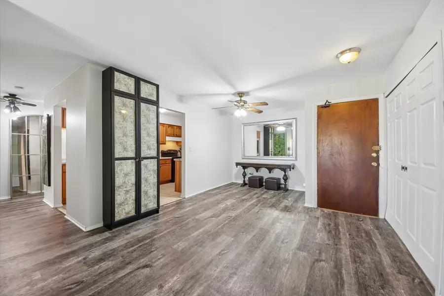 800 E Old Willow Road #208, Prospect Heights, IL 60070 - #3