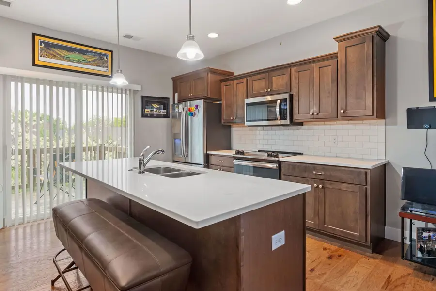 711 Cox Court, Le Claire, IA 52753 - #2