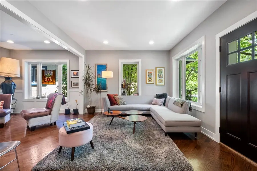 1130 Dewey Avenue, Evanston, IL 60202 - #3
