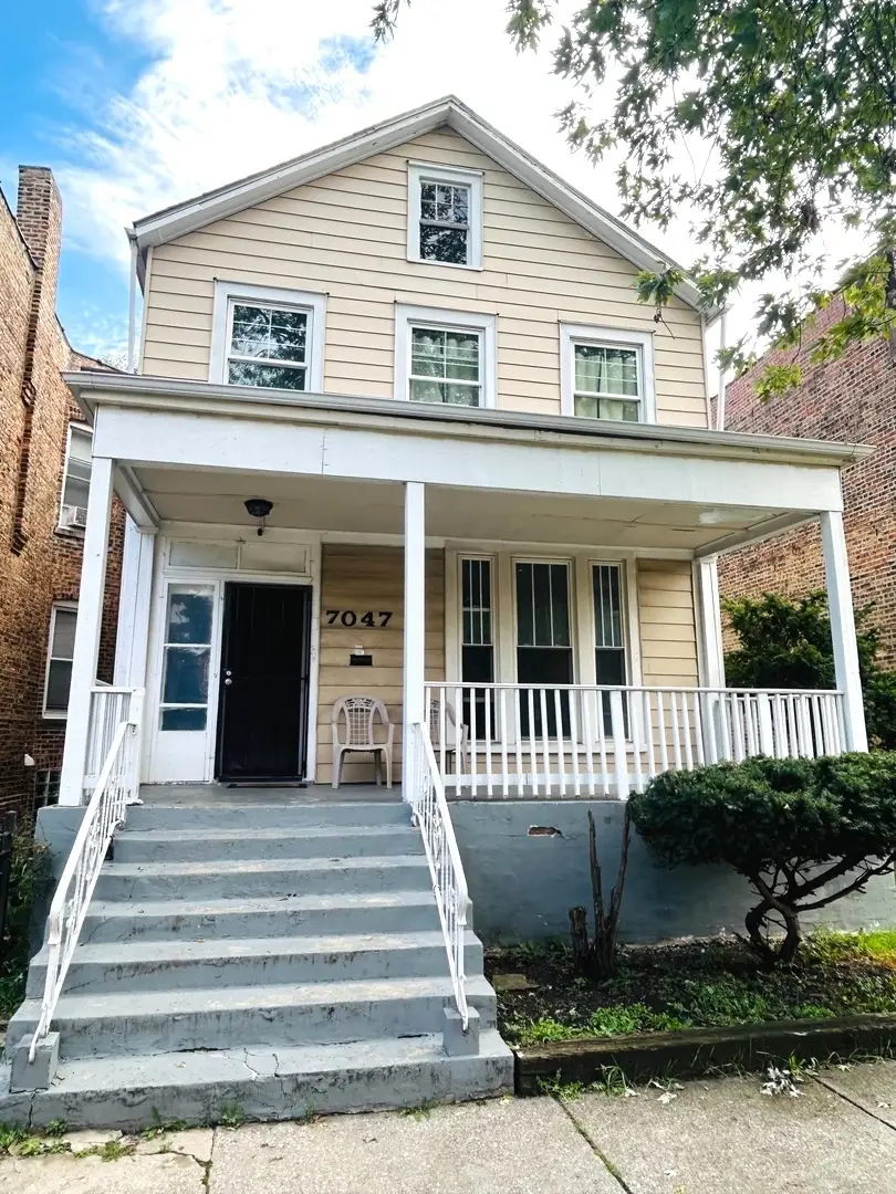 7047 S Eberhart Avenue, Chicago, IL 60637 - #1