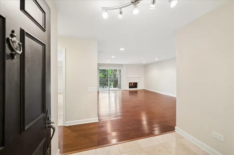 1740 Mission Hills Road #112, Northbrook, IL 60062 - #2
