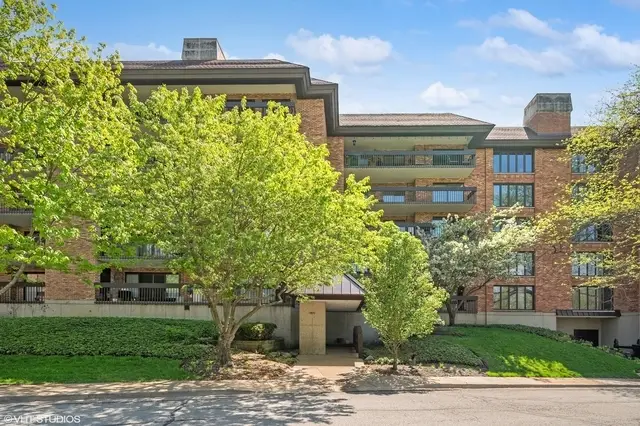 3851 Mission Hills Road #502, Northbrook, IL 60062 - #1