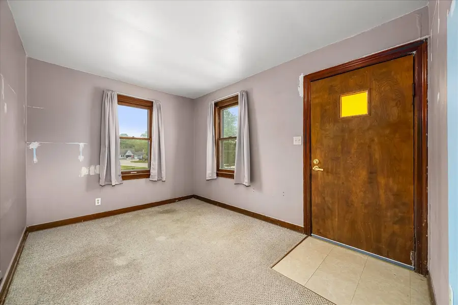 274 Kossuth Street, South Elgin, IL 60177 - #2