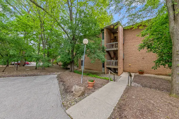 6015 Forest View Road #2A, Lisle, IL 60532