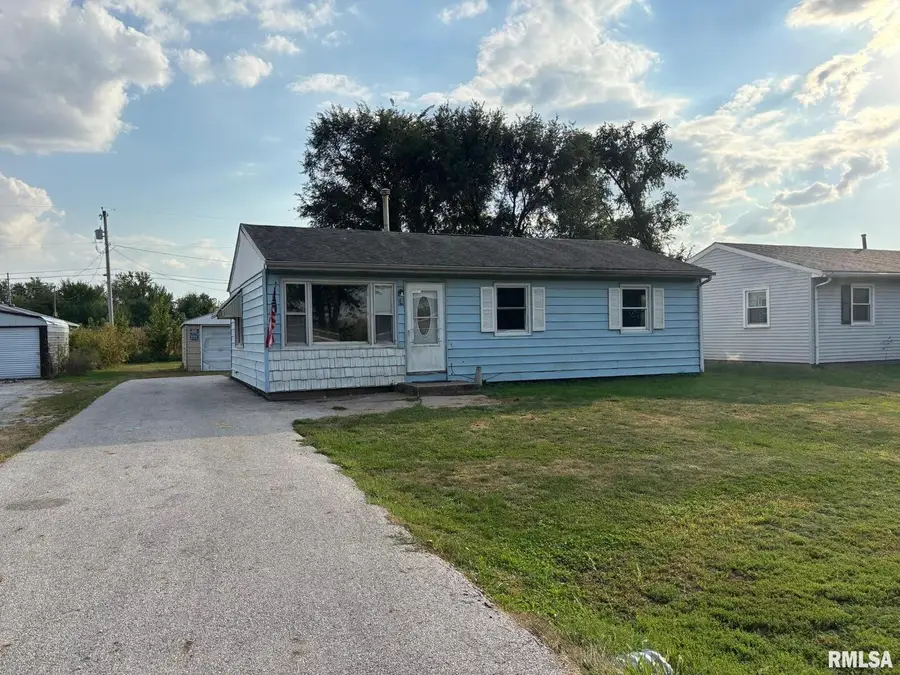 16806 10th Avenue N, East Moline, IL 61244 - #3