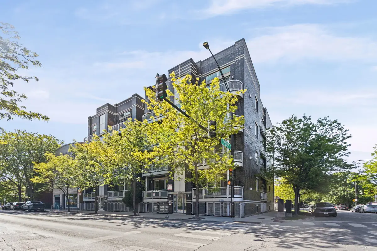 3559 W Montrose Avenue #3E, Chicago, IL 60618 - #1