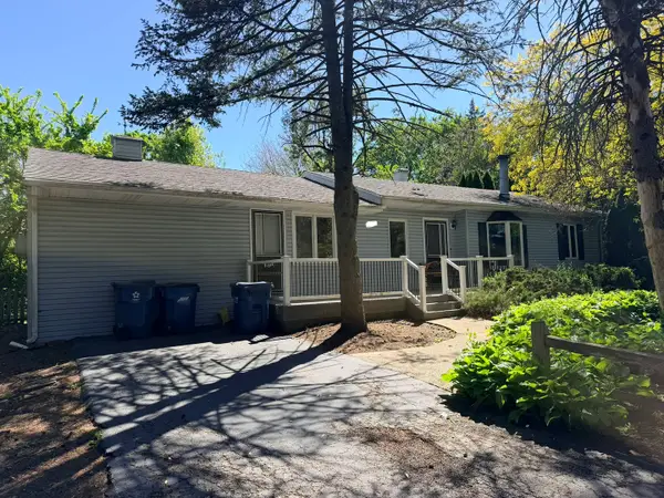 12001 S 72nd Court, Palos Heights, IL 60463