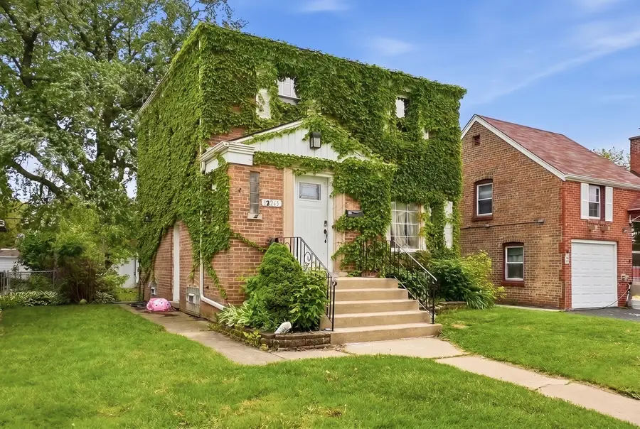 12243 Ann Street, Blue Island, IL 60406 - #2